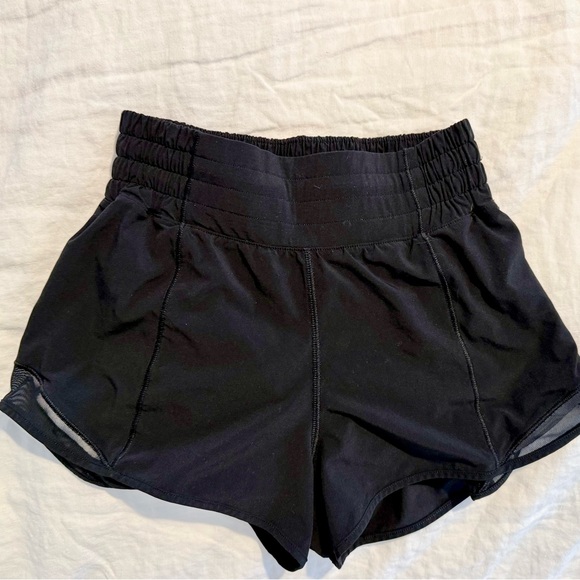 Lululemon hotty hot shorts size 2 black navy coral kiss EUC 2.5” - Picture 3 of 9